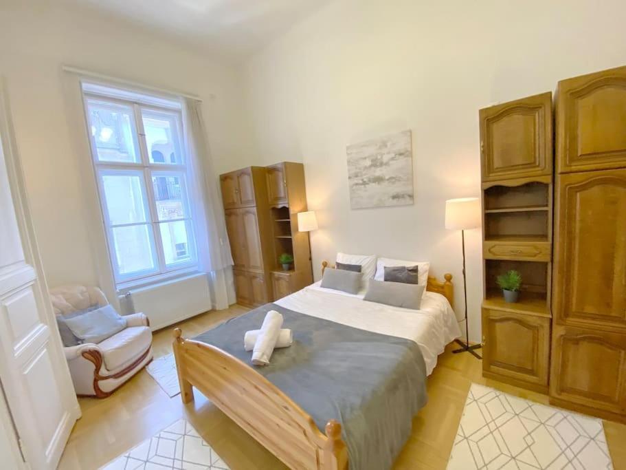 Spacious Andrassy Appartement Budapest
